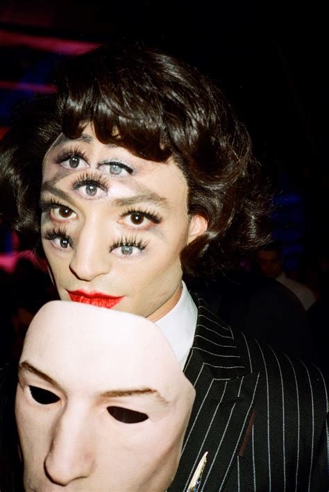 Frank ocean captures the met gala on film – Artofit