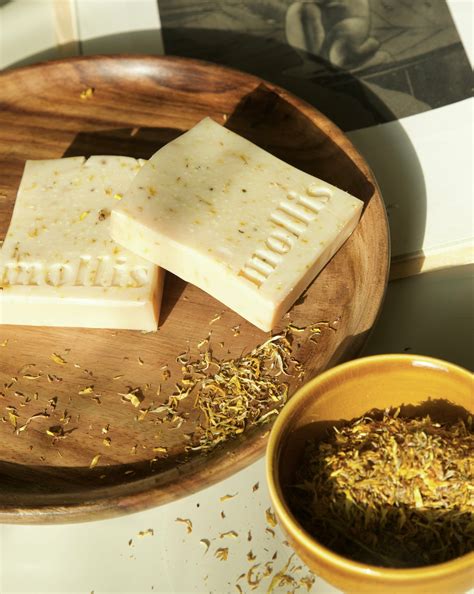 Jasmine Calendula Soap | Floral Exfoliating Soap India | Mollis ...