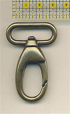 karabinerhaken 3 mm karabinerhaken altmessing 3 cm mit drehbarem wirbel in karabinerhaken 3 mm karabinerhaken altmessing 3 cm mit drehbarem wirbel in