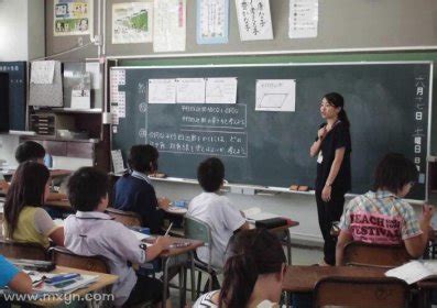 梦见自己回到学校读书是什么意思预兆 - 原版周公解梦大全