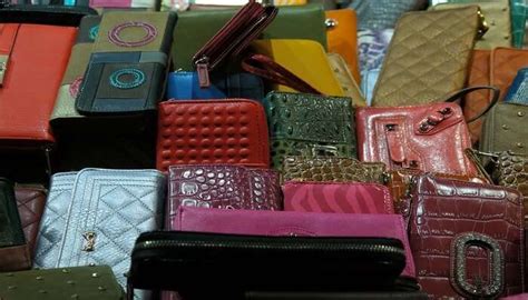 Shopping In Lonavala: 8 Best Places To Treat The Shopaholic In You