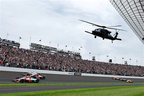 From crashes to triumph: The 109th running of Indy 500 in photos | FOX ...
