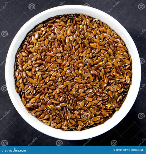 Bowl of Healthy Eating Brown Linseed Seeds Stock Image - Image of health, protein: 150814969