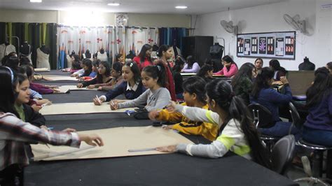 SFI-Top Fashion Institute in india,top fashion designing college in india