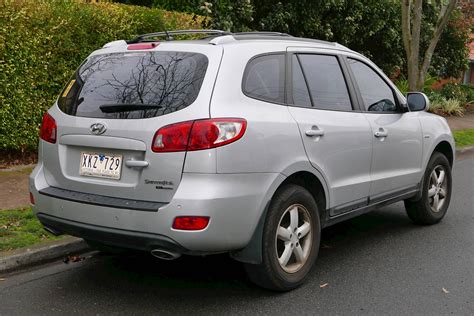 2009 Hyundai Santa Fe SE - 4dr SUV 3.3L V6 AWD auto