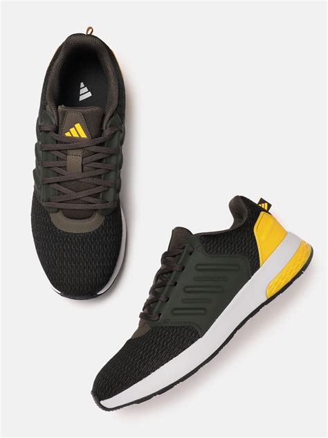 Sports Shoes 的图像结果