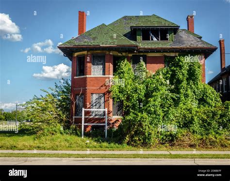 Detroit Abandoned Houses