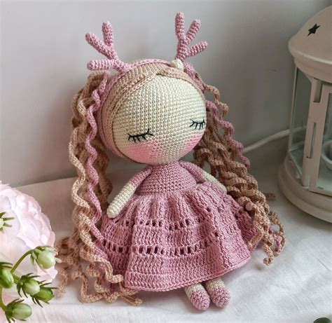 Мастер класс по вязанию куклы крючком (игрушка амигуруми) в интернет ...