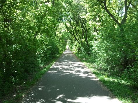 MN Bike Trail Navigator: Trail Photo Gallery: Douglas State Trail