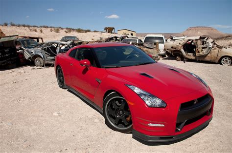 2013 GT-R Nissan Photos and Videos - MotorTrend