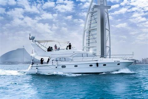 Luxury Yacht Cruise from Dubai Marina 2022 - Viator