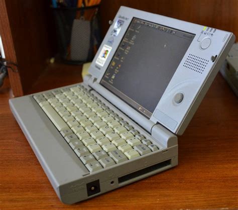 Toshiba Libretto 的图像结果