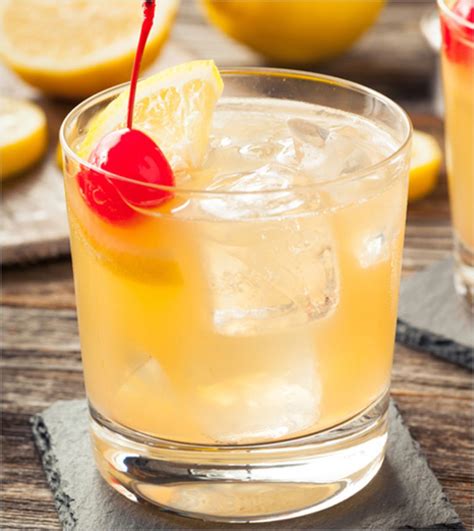 Crown Royal Sour | Sour cocktail, Whisky sour recipe, Sour foods