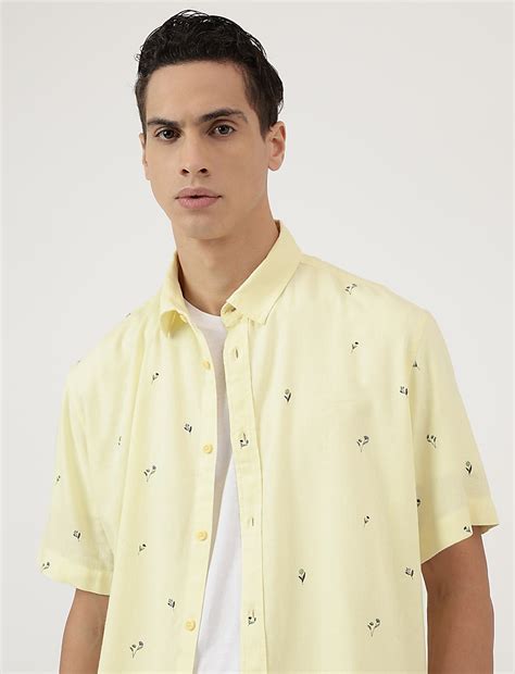 Buy Relaxed Fit Spread Collar Shirt at Marks & Spencer