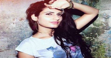 cinema news News: ఈ క్యూట్ గర్ల్ ను గుర్తు పట్టారా? - most stunning ...