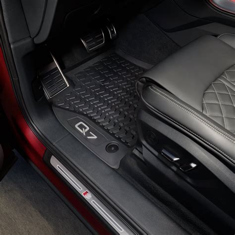 Audi Q7 Front all weather floor mats | Audi Store