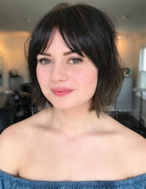50 Coolest Brunette Bobs To Try Right Now - Styleoholic