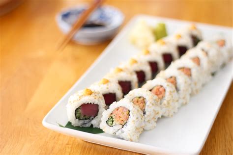 Spicy Tuna Roll - The Sushi Man