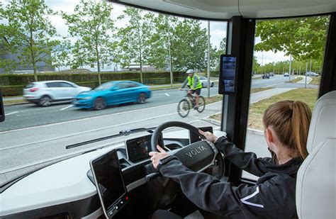Volta Trucks reveals full-electric Zero 16-tonner for inner-city ...
