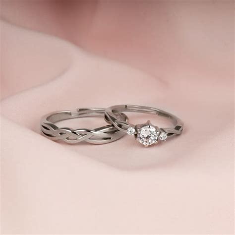 Bond of Love: 6 Unique Couple Ring Designs for Valentine’s Day – GIVA