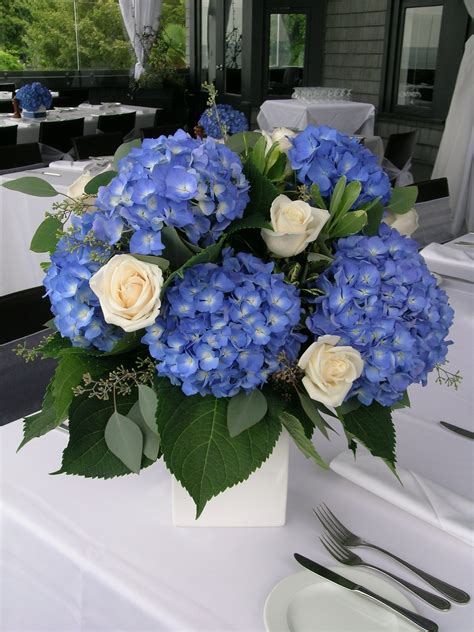 hydrangea wedding table flowers