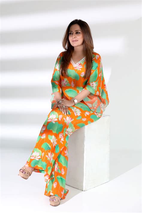 Shop Lotus Print Kaftan Top - Elegant & Stylish Online - Aarti Mahtani