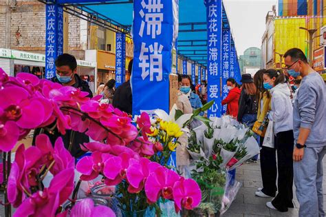 福州商家积极备货抢占七夕鲜花市场-新闻频道-和讯网