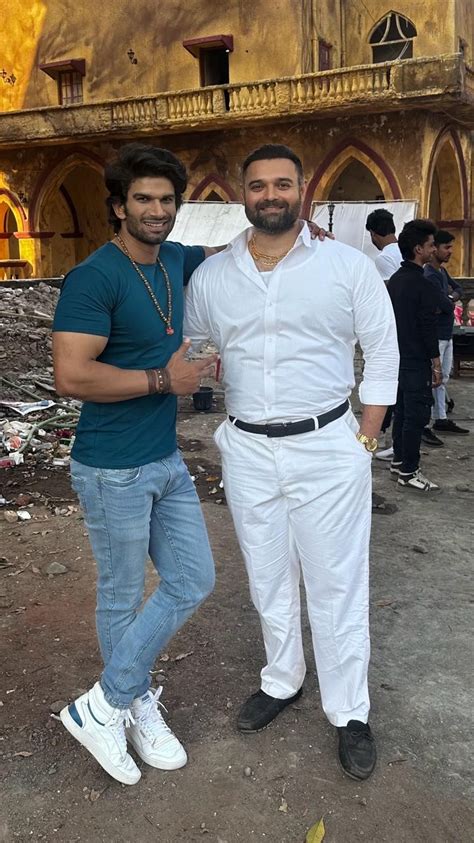 Motion poster of 'Oye Bhootni Ke' featuring Mimoh Chakraborty creates a ...