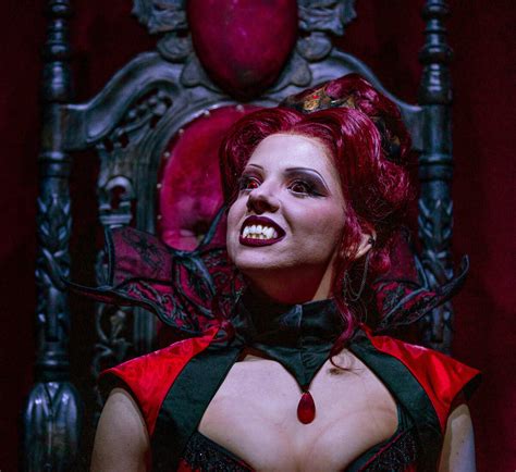 Inside Univeral Horror Unleashed at Area15 in Las Vegas | Attractions ...