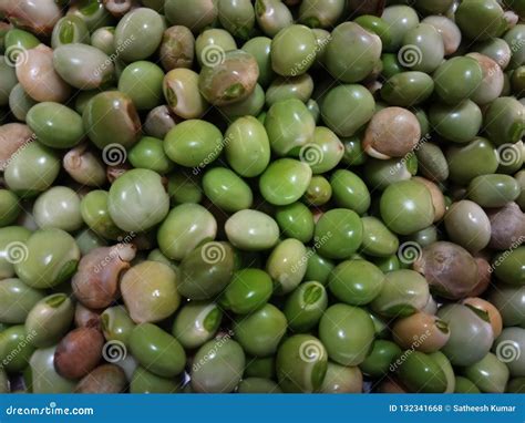 Green Pigeon Peas Green Tur Dal Stock Photo - Image of green, health ...