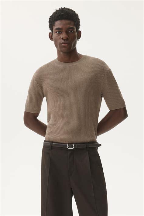 Men’s Beige Slim Fit Rib-knit T-shirt | H&M IN