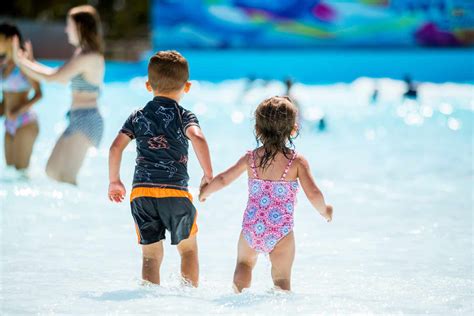 Raging Waters Sydney - Rides, Tickets, Deals, Hours, Address & Prices