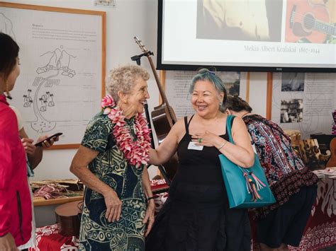 The Harry & Jeanette Weinberg Visitor Education Hale • Manoa Heritage ...