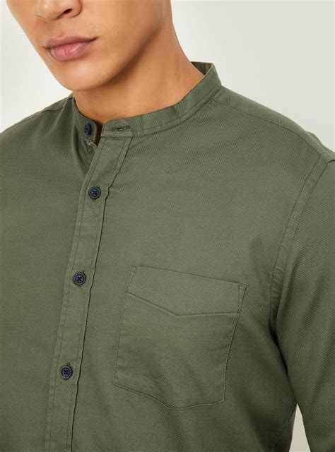 Buy Men Solid Mandarin Collar Regular Fit Casual Shirt Online at just ...