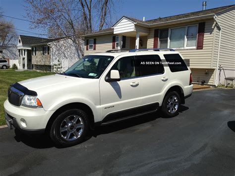 2003 Lincoln Aviator Base Sport Utility 4 - Door 4. 6l