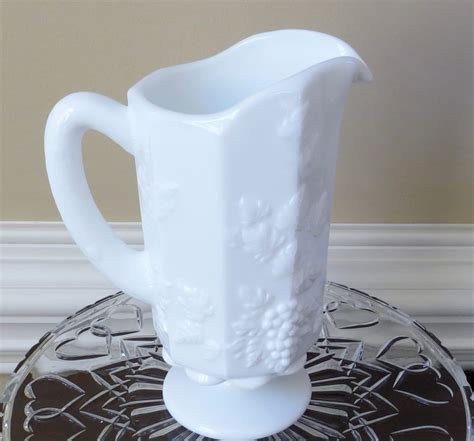 How To Identify Vintage Milk Glass at Claude Martinez blog