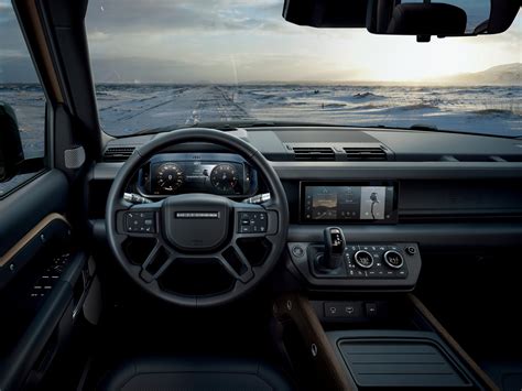 2020 Land Rover Defender officially unveiled - PerformanceDrive