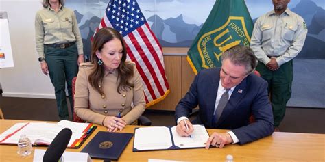 ICYMI: Secretary Rollins and Secretary Kennedy Pen Joint Op-ed in Fox News “New Dietary Plan Recommends Real Food for All Americans”