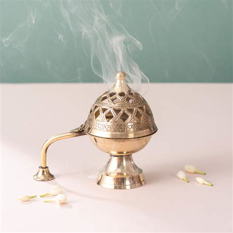 Elegant Brass Dhoop Holder Bowl – Nestroots