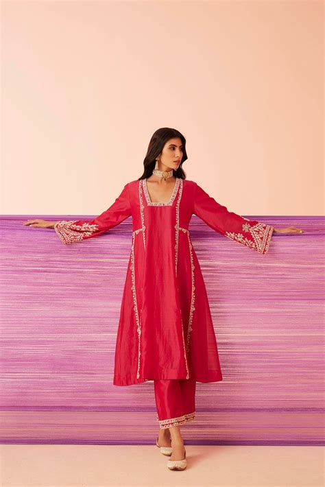 Kurta Sets – Sureena Chowdhri