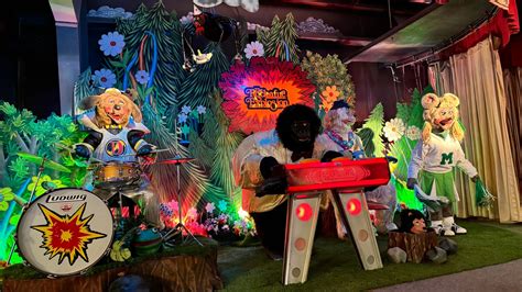 About Us | Billy Bob’s Wonderland