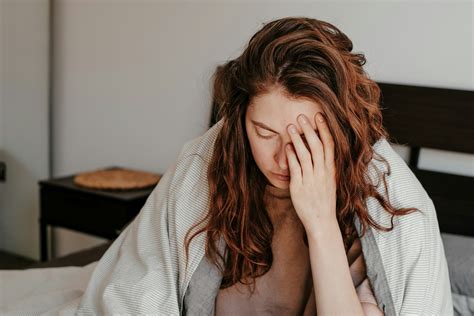 Los 10 Síntomas de cortisol alto en mujeres que no debes ignorar