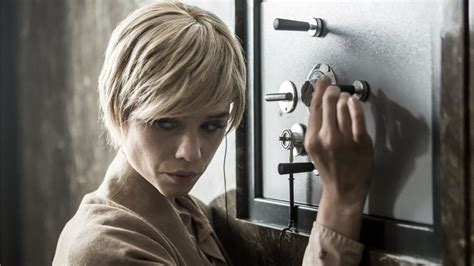 Download Astrid Bergès-Frisbey Movie The Vault (2021) HD Wallpaper