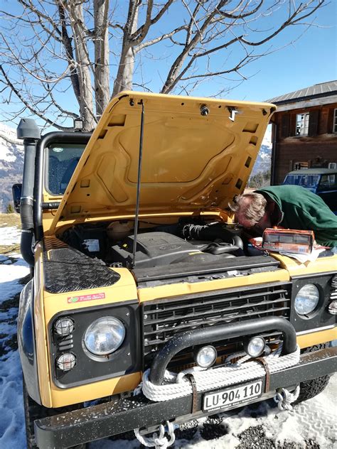 Clutch cylinder broke. : r/LandRover