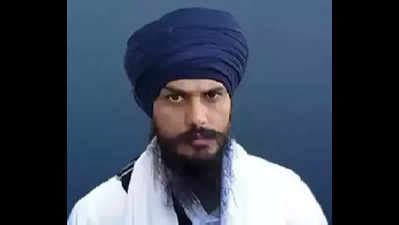 Amritpal Singh parents accuse AAP govt of not allowing them to attend ...