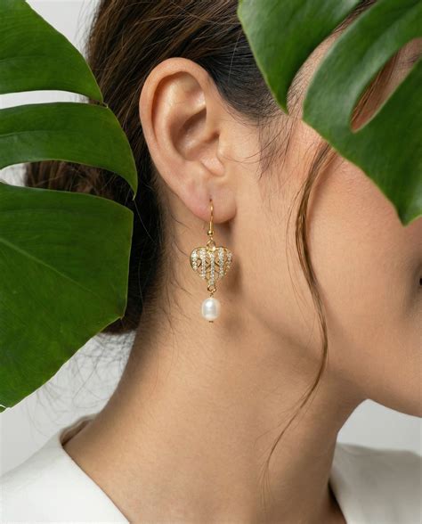 Gold-Plated Openwork Heart Drop Pearl Earrings