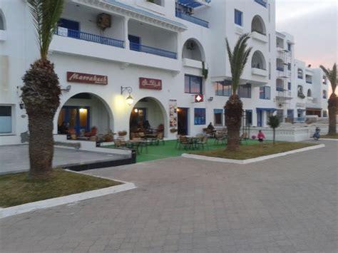 GREAT LOCATION, GREAT PRICES - Reviews, Photos - Cafe & Resto Marrakech ...