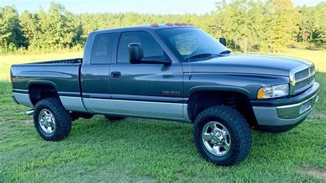 AUCTION: 40K-Mile Cummins-Powered 2002 Dodge Ram 2500 SLT Quad Cab 4×4 ...