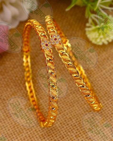 ENTICING ANTIQUE BANGLES – Sonchafa