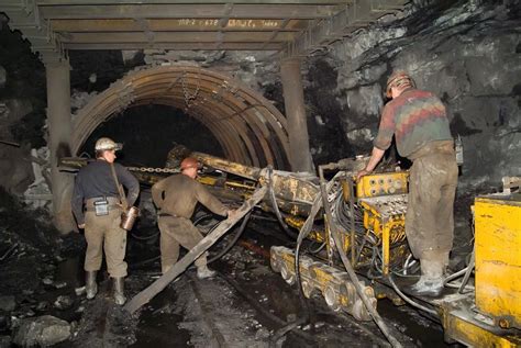 世界上伤亡最严重的几起矿难，本溪湖煤矿1500名矿工竟死于人为！_事故_日本_发生爆炸